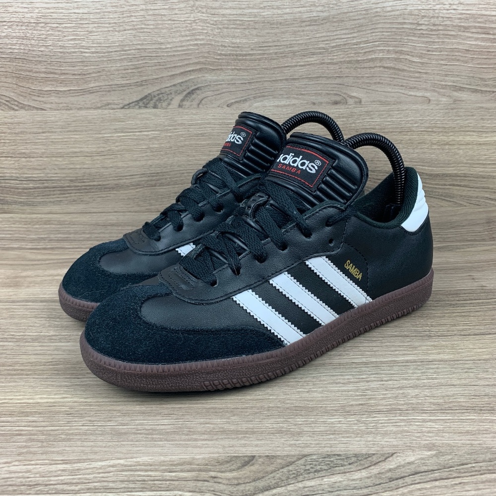 SAMBAS W7.5/M5.5 adidas Black and White Athletic Shoes